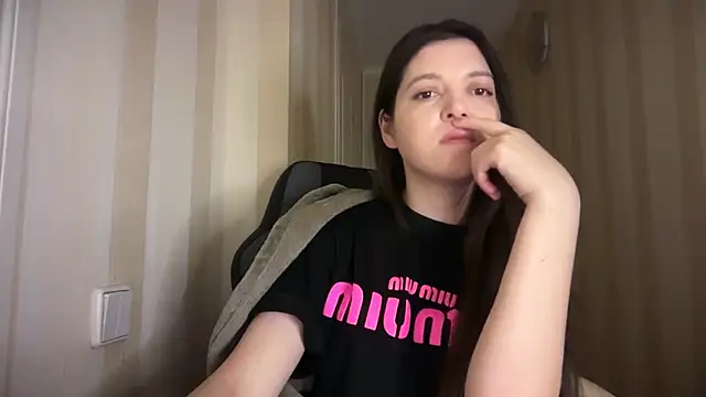 Snapshot of Lina_Most chatting on 02-21-26, 09:16 Lina Most online show from 02-21-26, 09:16