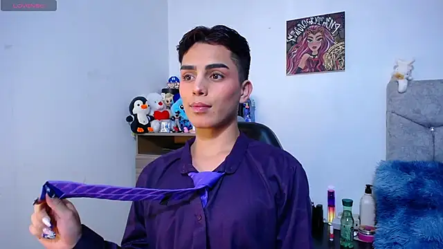 OwenBluee online show from 01-08-26, 08:16