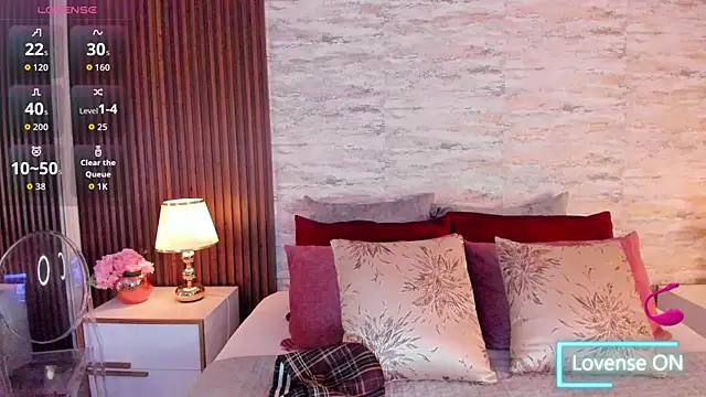 AndreaPink2024 online show from 10-13-25, 01:11