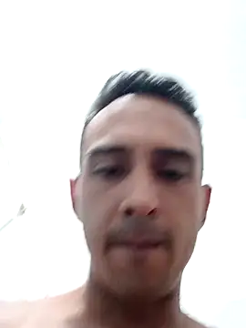 Snapshot of paisa233 chatting on 10-24-25, 01:13 paisa233 online show from 10-24-25, 01:13