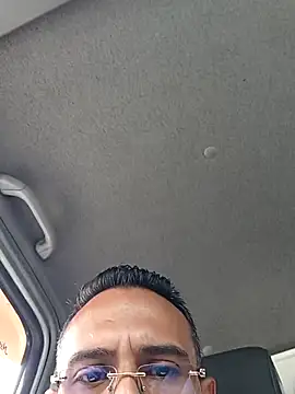 Snapshot of paisa233 chatting on 11-10-25, 04:28 paisa233 online show from 11-10-25, 04:28