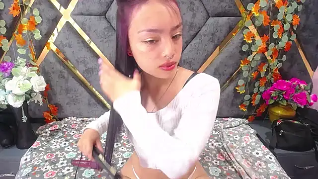 Sofia Mirandaa18 online show from 01-23-25, 01:02