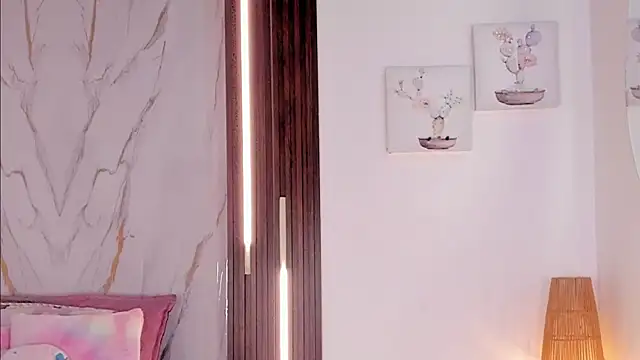 mia six66 online show from 06-21-26, 12:19
