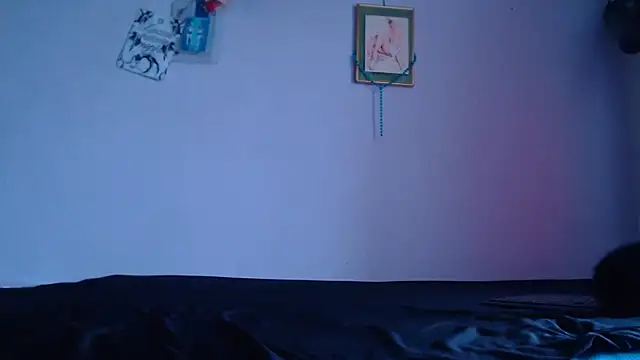 Zafiro subversiva online show from 09-15-25, 05:02