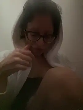 Snapshot of myloveforyouu chatting on 03-09-26, 02:48 myloveforyouu online show from 03-09-26, 02:48