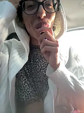 Snapshot of myloveforyouu chatting on 03-19-26, 01:04 myloveforyouu online show from 03-19-26, 01:04