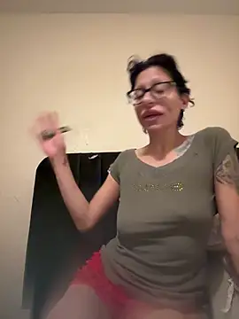 Snapshot of myloveforyouu chatting on 03-22-26, 10:51 myloveforyouu online show from 03-22-26, 10:51