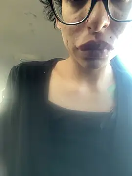 Snapshot of myloveforyouu chatting on 03-22-26, 11:30 myloveforyouu online show from 03-22-26, 11:30