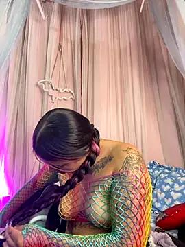 Ivann4 online show from 10-15-25, 08:53