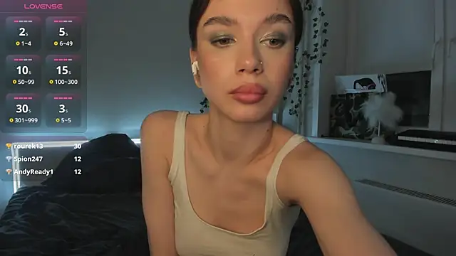 Tune Godness online show from 12-19-24, 12:45