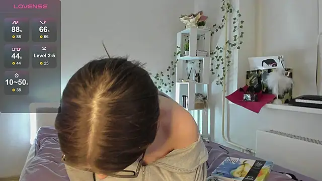 Tune Godness online show from 01-14-25, 02:08