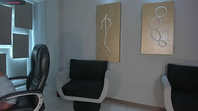 ArianaDumont online show from 02-12-26, 11:38