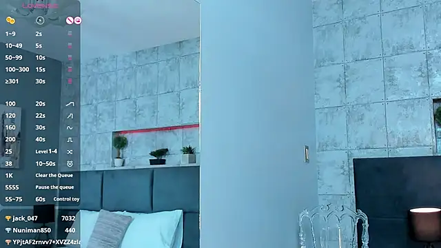 Snapshot of Salome_Diaz_ chatting on 02-19-25, 04:22 Salome Diaz online show from 02-19-25, 04:22