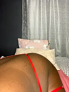 Snapshot of HornyxLadie chatting on 09-19-25, 02:46 HornyxLadie online show from 09-19-25, 02:46