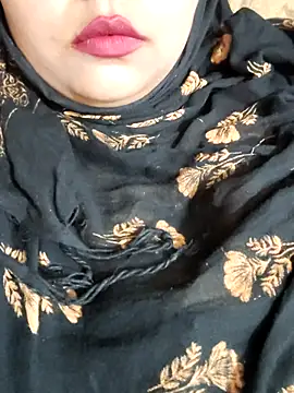 Snapshot of Indian-Nazia chatting on 06-19-26, 07:01 Indian-Nazia online show from 06-19-26, 07:01