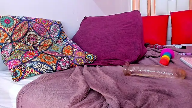Veronika horny69 online show from 02-25-25, 05:36