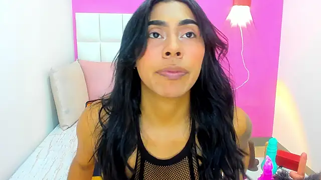 Veronika horny69 online show from 03-04-25, 07:22