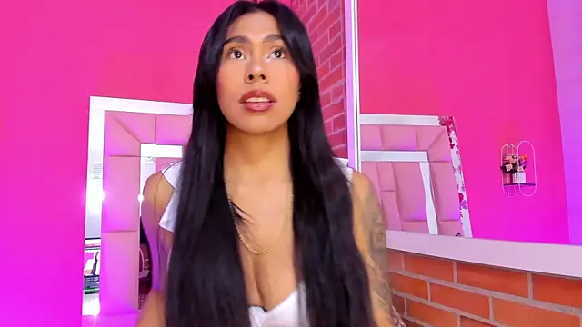 Veronika horny69 online show from 09-19-25, 11:33