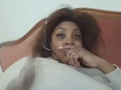 Snapshot of Jennytop chatting on 02-24-25, 08:25 Jennytop online show from 02-24-25, 08:25