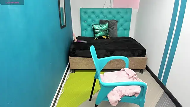 ArielleJones online show from 12-05-24, 12:11