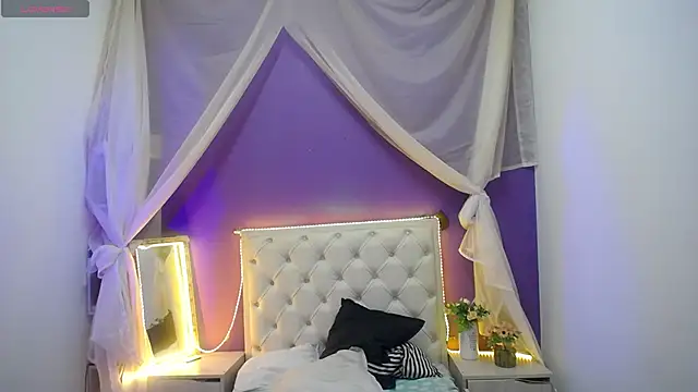 Ingrid Casas online show from 01-15-25, 12:30