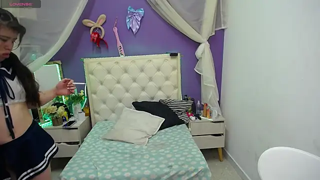 Ingrid Casas online show from 02-07-25, 07:49