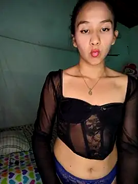 Snapshot of PoisonIvy15_ chatting on 02-16-25, 11:37 PoisonIvy15  online show from 02-16-25, 11:37
