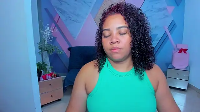 AngelaCoffee online show from 01-19-25, 03:39
