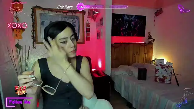 LauGrayJ online show from 12-10-24, 12:06