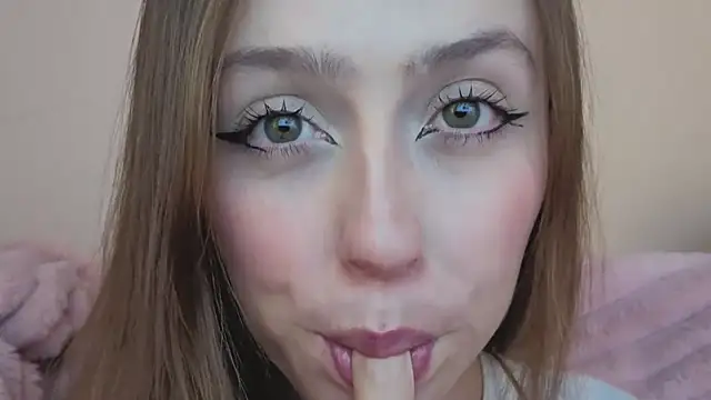 SofiaGc online show from 09-26-25, 03:43