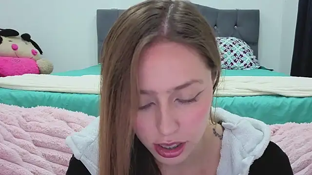 SofiaGc online show from 03-05-26, 03:57