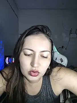 Snapshot of dani123unica chatting on 04-17-26, 10:51 dani123unica online show from 04-17-26, 10:51