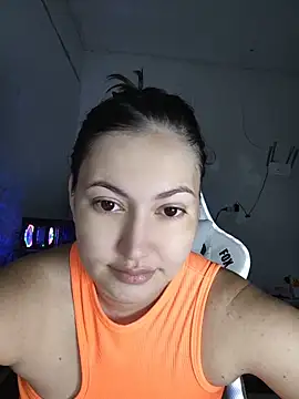 Snapshot of dani123unica chatting on 05-11-26, 10:21 dani123unica online show from 05-11-26, 10:21