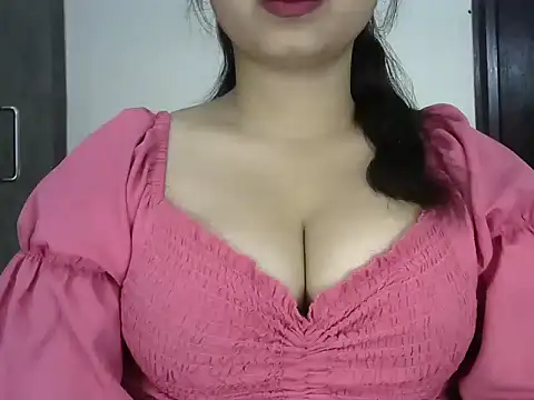 HOT-LOVELY online show from 02-07-25, 12:53