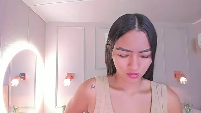 Snapshot of bigboobsnaughty1 chatting on 02-06-25, 10:37 bigboobsnaughty1 online show from 02-06-25, 10:37