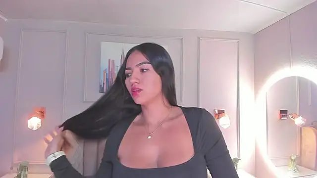 Snapshot of bigboobsnaughty1 chatting on 03-19-25, 05:06 bigboobsnaughty1 online show from 03-19-25, 05:06