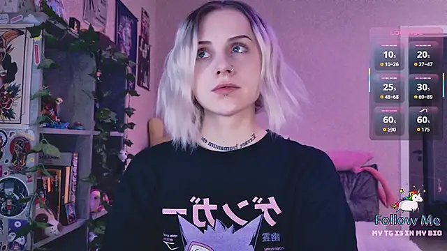 Snapshot of NaniMoore chatting on 03-13-26, 08:26 NaniMoore online show from 03-13-26, 08:26