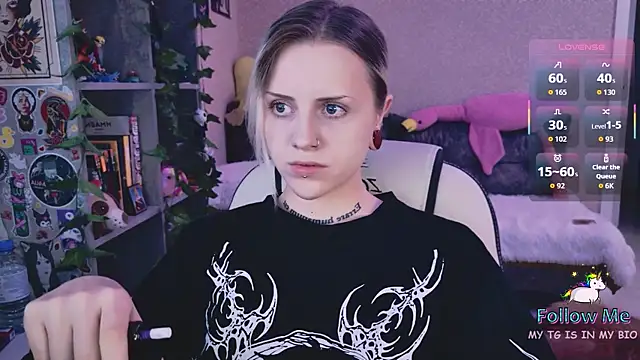 Snapshot of NaniMoore chatting on 03-14-26, 08:03 NaniMoore online show from 03-14-26, 08:03