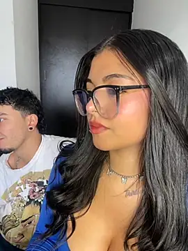 Dulce-diosa online show from 10-22-25, 09:47