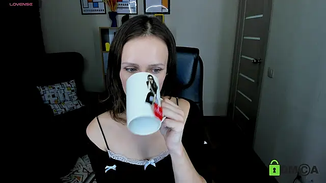 FrancescaCollins online show from 10-13-25, 11:21