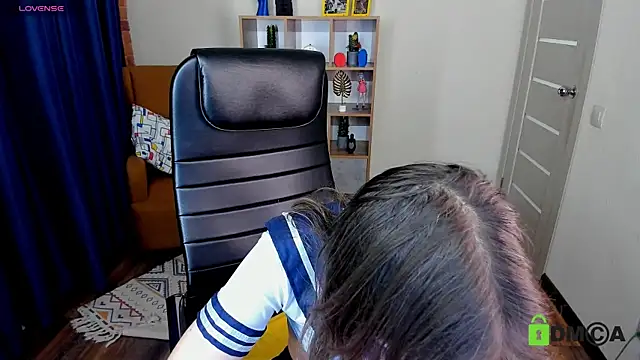 FrancescaCollins online show from 02-05-26, 04:44