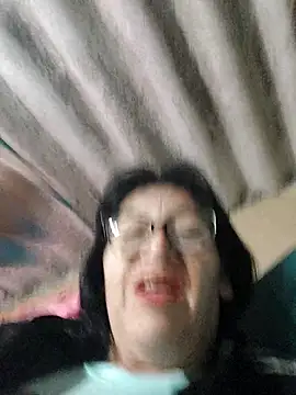 clarita 01 online show from 10-29-25, 11:12