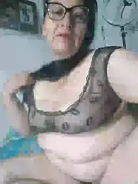 clarita 01 online show from 03-17-26, 01:58