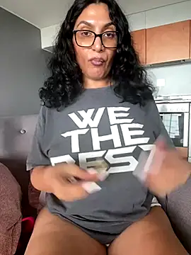 Snapshot of Indianbutter11 chatting on 11-05-25, 06:24 Indianbutter11 online show from 11-05-25, 06:24