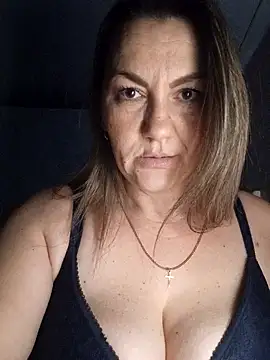 Ant0nina online show from 12-18-24, 10:02