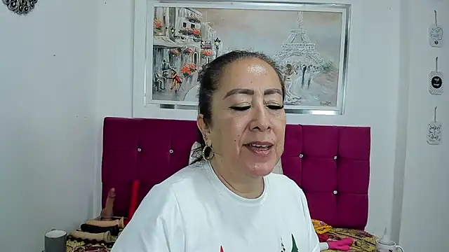 Snapshot of amaranta_c chatting on 03-06-25, 03:45 amaranta c online show from 03-06-25, 03:45