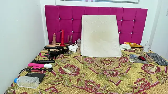 Snapshot of amaranta_c chatting on 03-17-25, 09:34 amaranta c online show from 03-17-25, 09:34