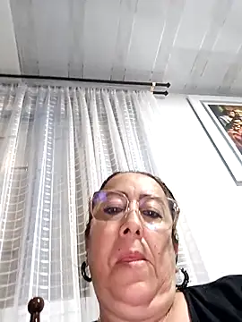 Snapshot of amaranta_c chatting on 09-11-25, 12:11 amaranta c online show from 09-11-25, 12:11