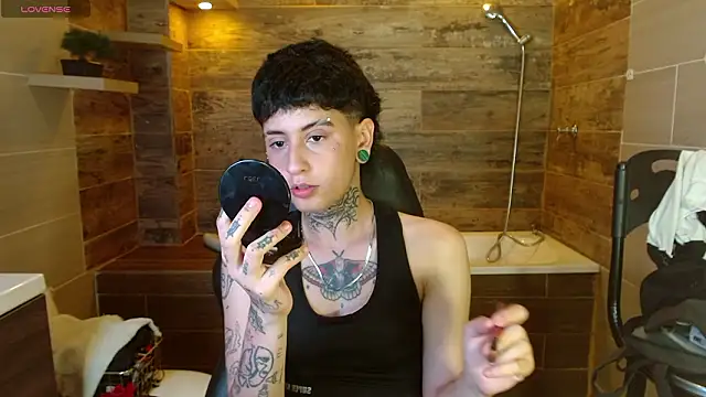 Snapshot of Ethan_lennox chatting on 02-27-26, 09:04 Ethan lennox online show from 02-27-26, 09:04