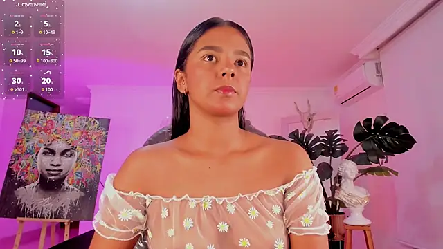 Snapshot of JANYLOVE__ chatting on 03-07-25, 10:56 JANYLOVE online show from 03-07-25, 10:56
